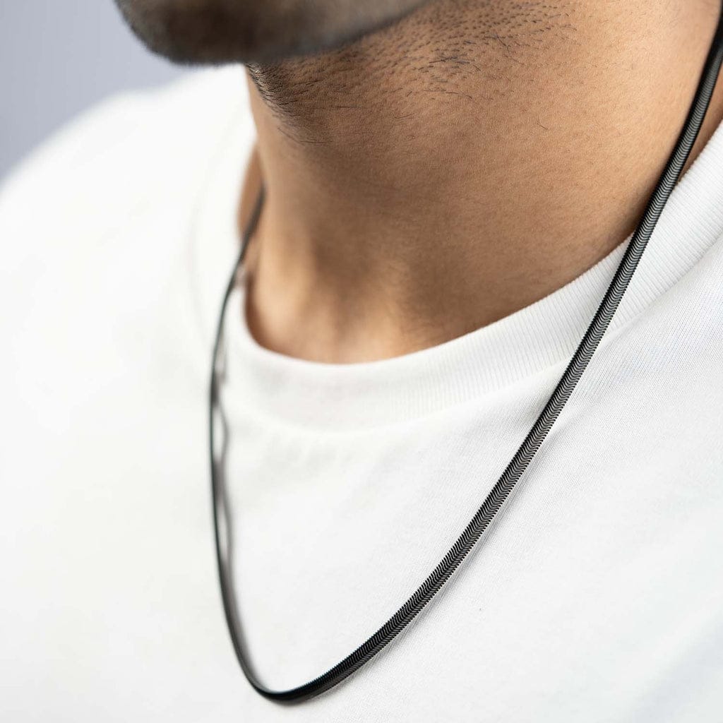 1 Carat Snake Chain – Sleek. Stylish. Timeless.